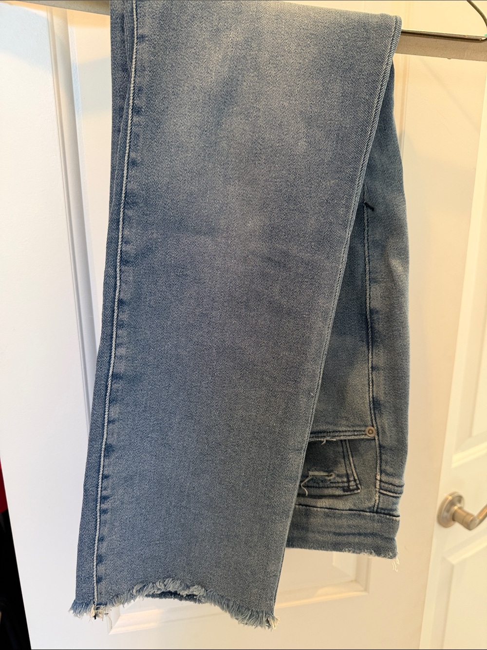Good American Light Blue Cropped Straight Jeans